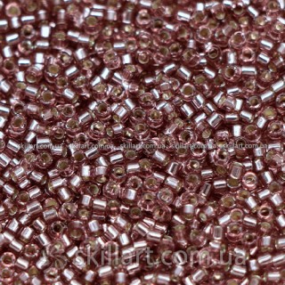 Бисер DB-146 Miyuki Delica Beads 11/0 (блестящий, дымчатый светло-розовый)